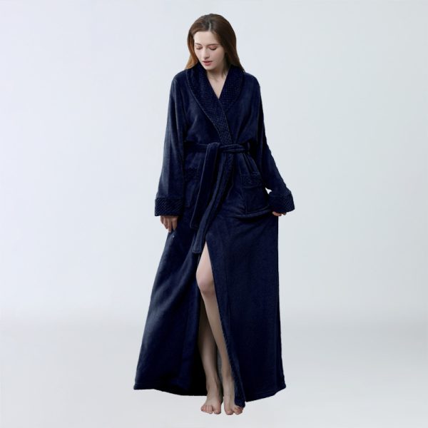 The Same Pajamas Winter Pajamas Thickened And Lengthened Bathrobe LOGO Flannel Bathrobe - Image 2